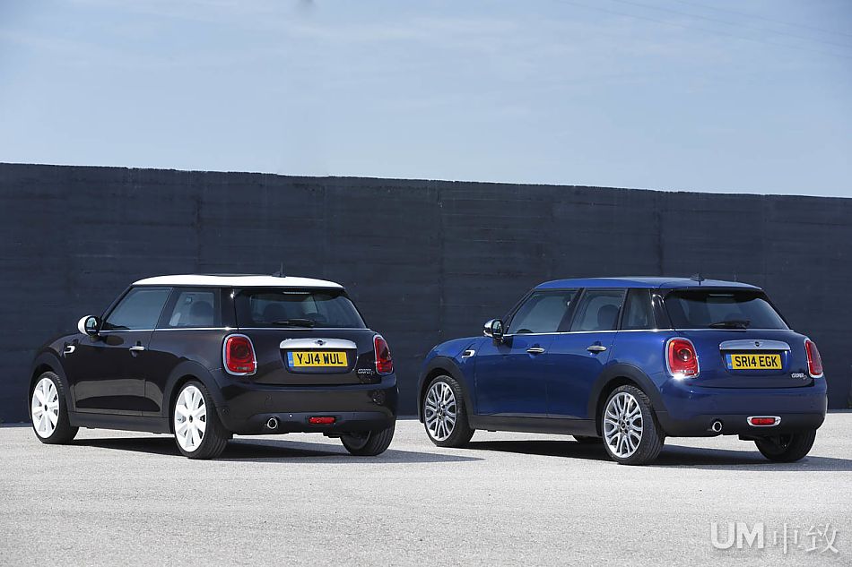 MINI Cooper 五门版，时尚与实用的完美结合